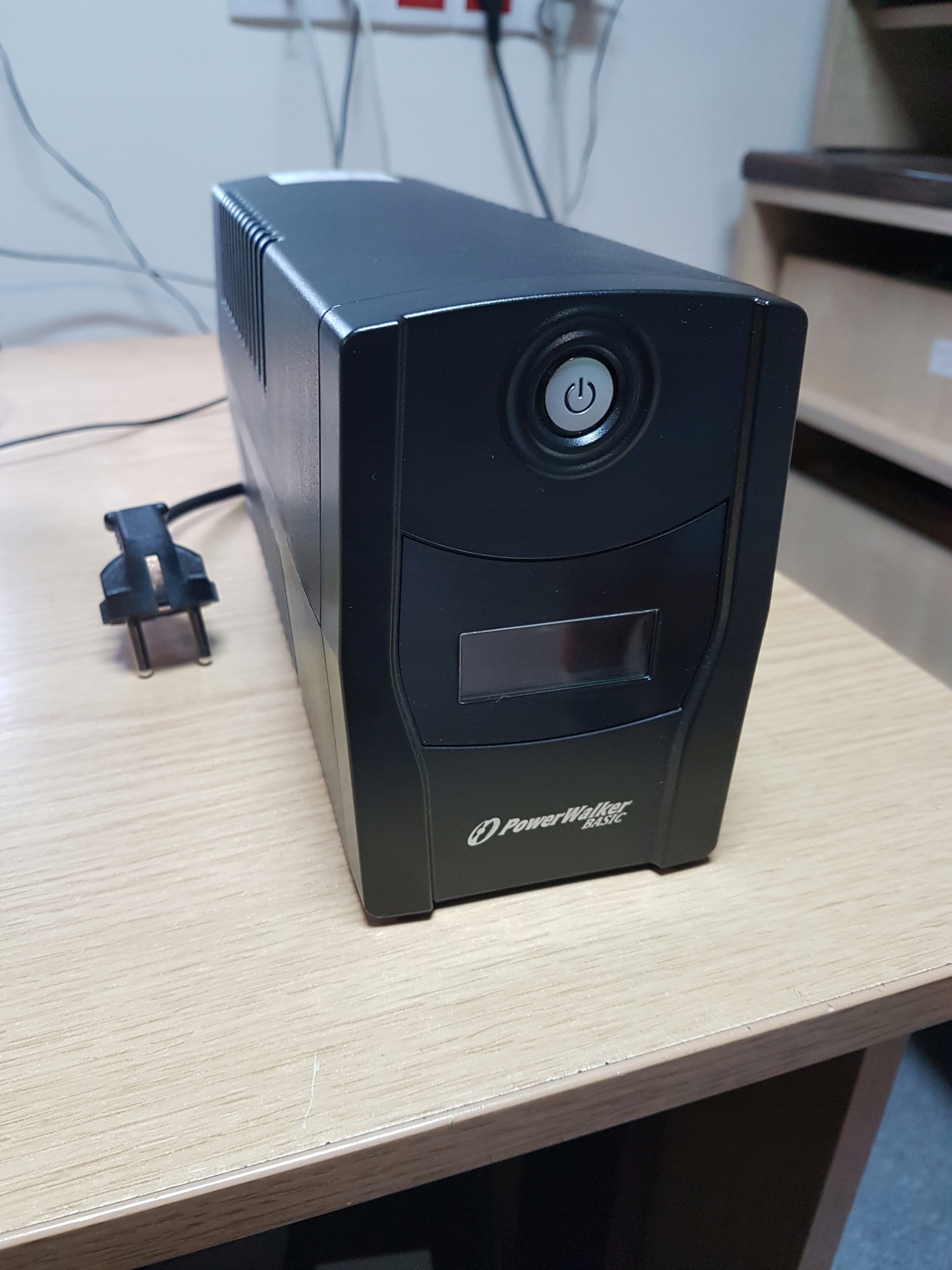 UPS ZASILACZ AWARYJNY POWER WALKER VI 800 STL FR - obrazek 4